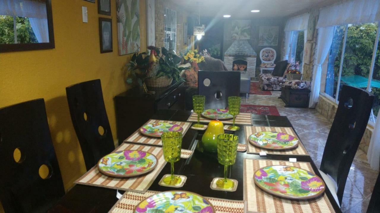 Villa Evelia อกิตาเนีย ภายนอก รูปภาพ